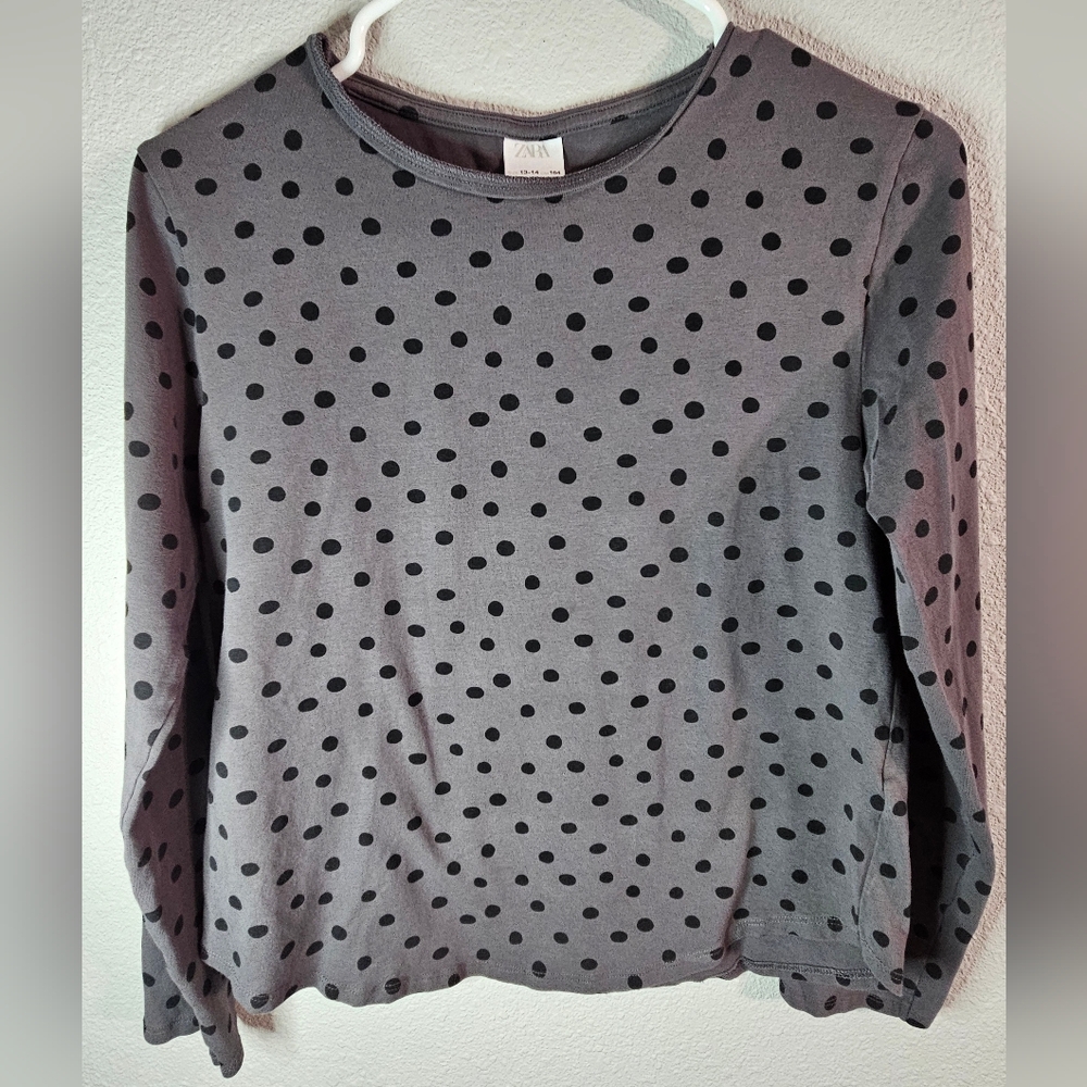 Zara Long Sleeve Crew Neck Shirt, Size 13-14, Gray with Black Dots
